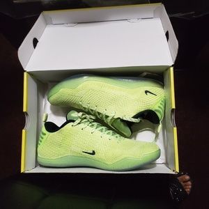 Nike Kobe XI ELITE LOW 4KB